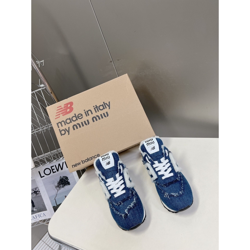 Miu Miu Casual Shoes